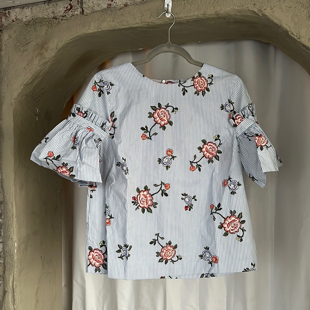H&M statement sleeve floral blouse, women’s size 14